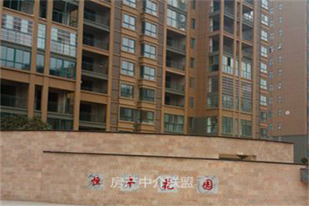 出售泰安天平湖壹号3室2厅1卫104平简单装修